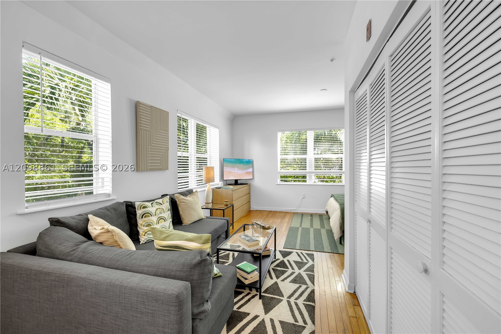 1521 Lenox Ave #209 Miami Beach, FL 33139