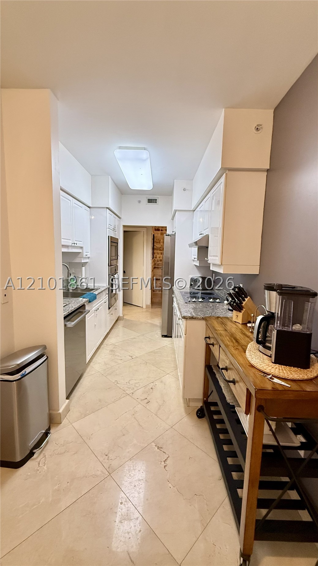 image Blue Diamond20