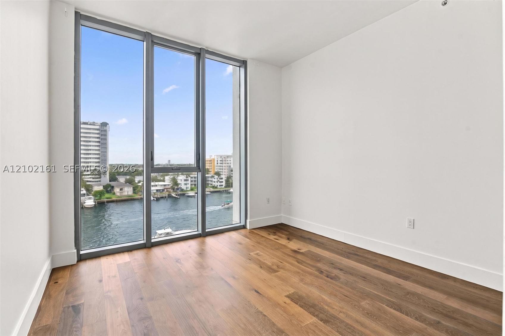 image Eloquence on the Bay9