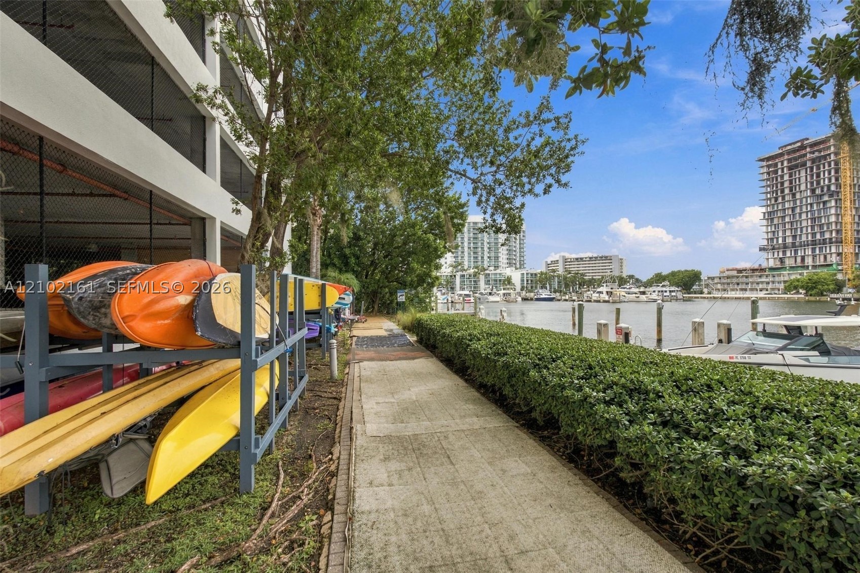 image Eloquence on the Bay21
