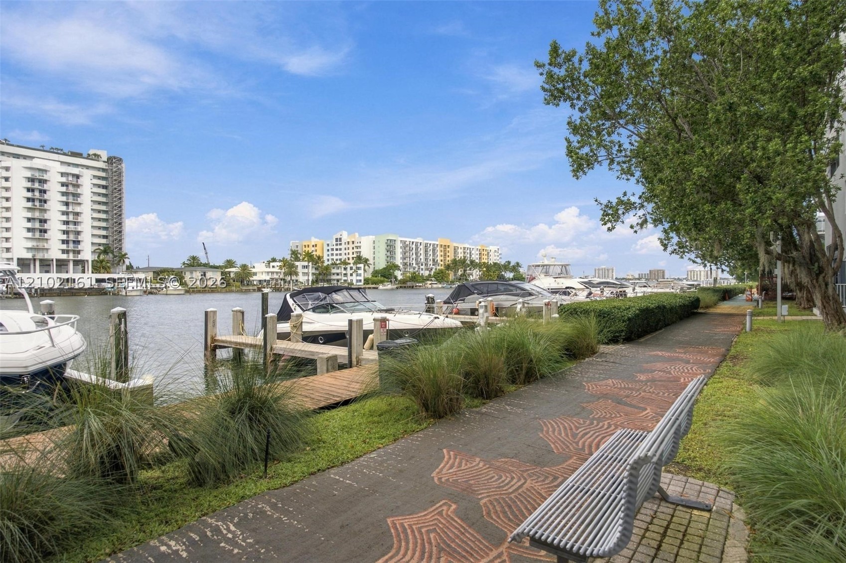 image Eloquence on the Bay22