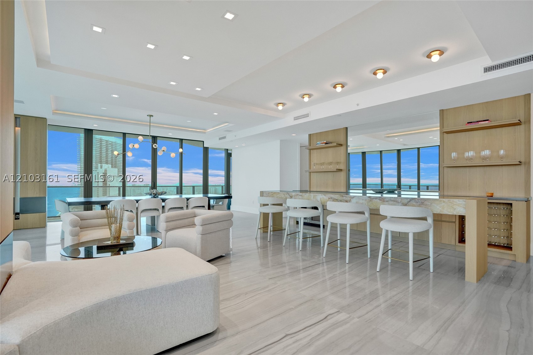 19575 Collins Ave #33 Sunny Isles Beach, FL 33160