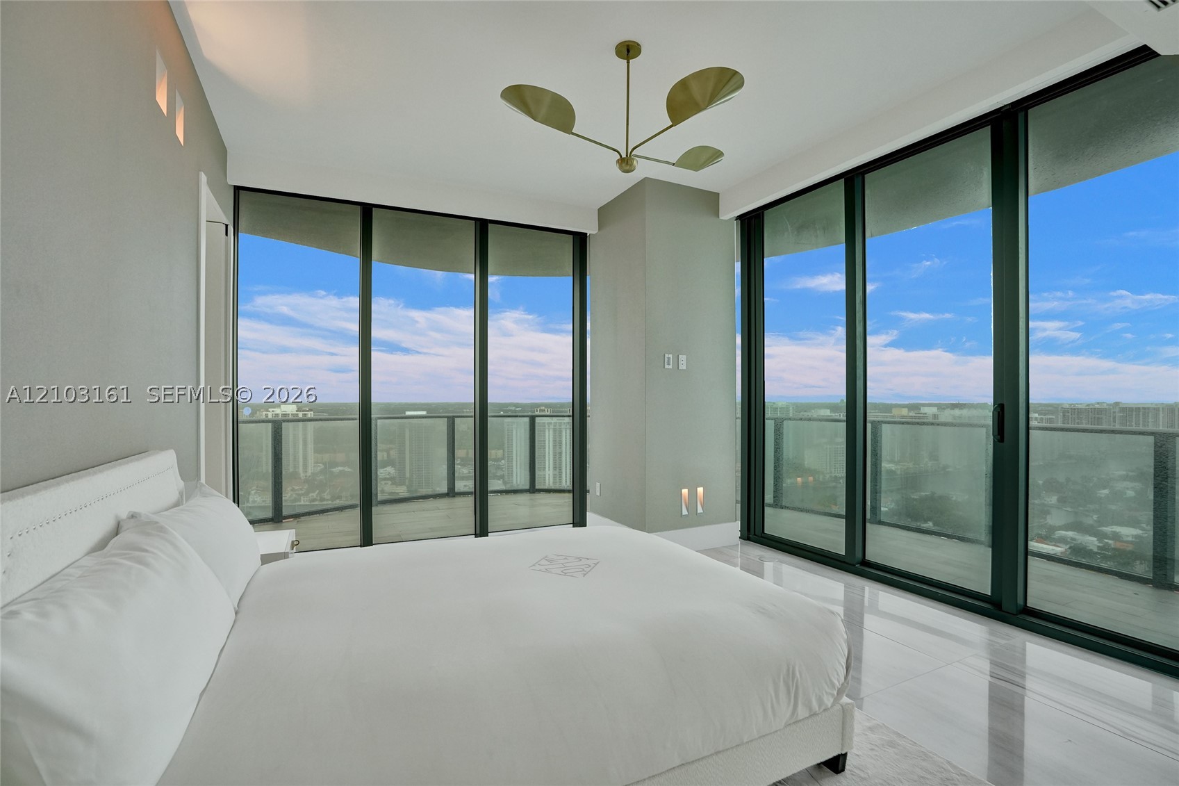 19575 Collins Ave #33 Sunny Isles Beach, FL 33160