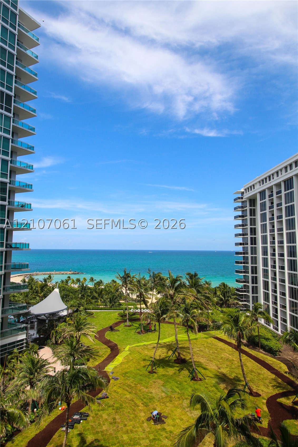10275 Collins Ave #833