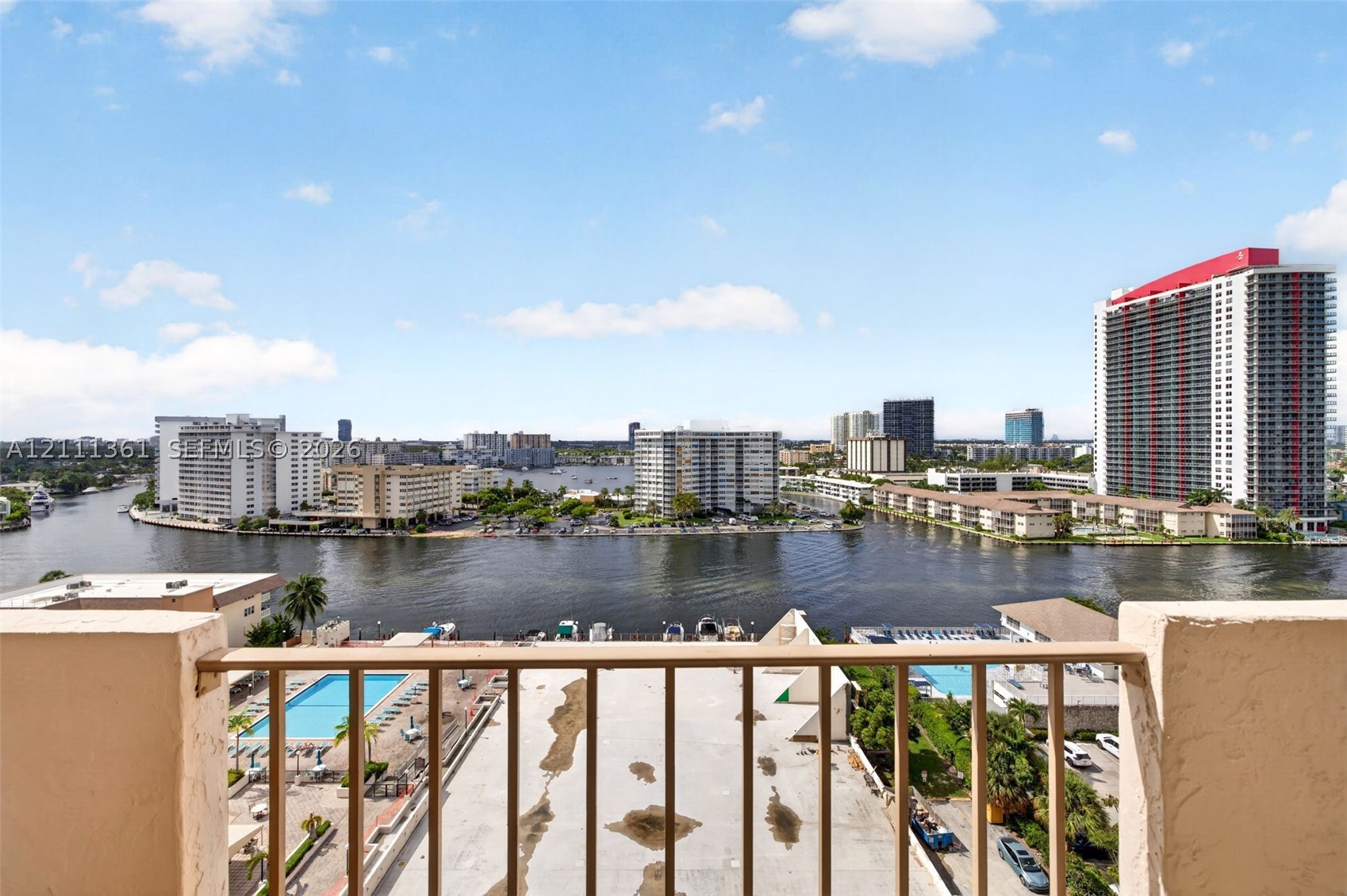 1865 S Ocean Dr #14I