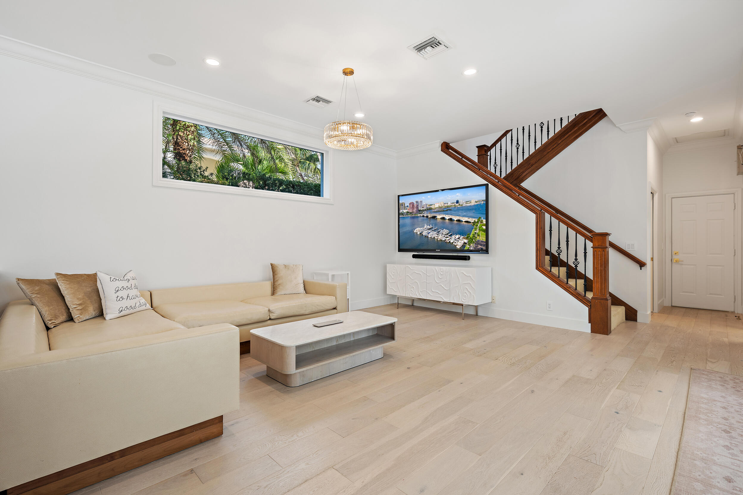 325 Eagle Jupiter, FL 33477