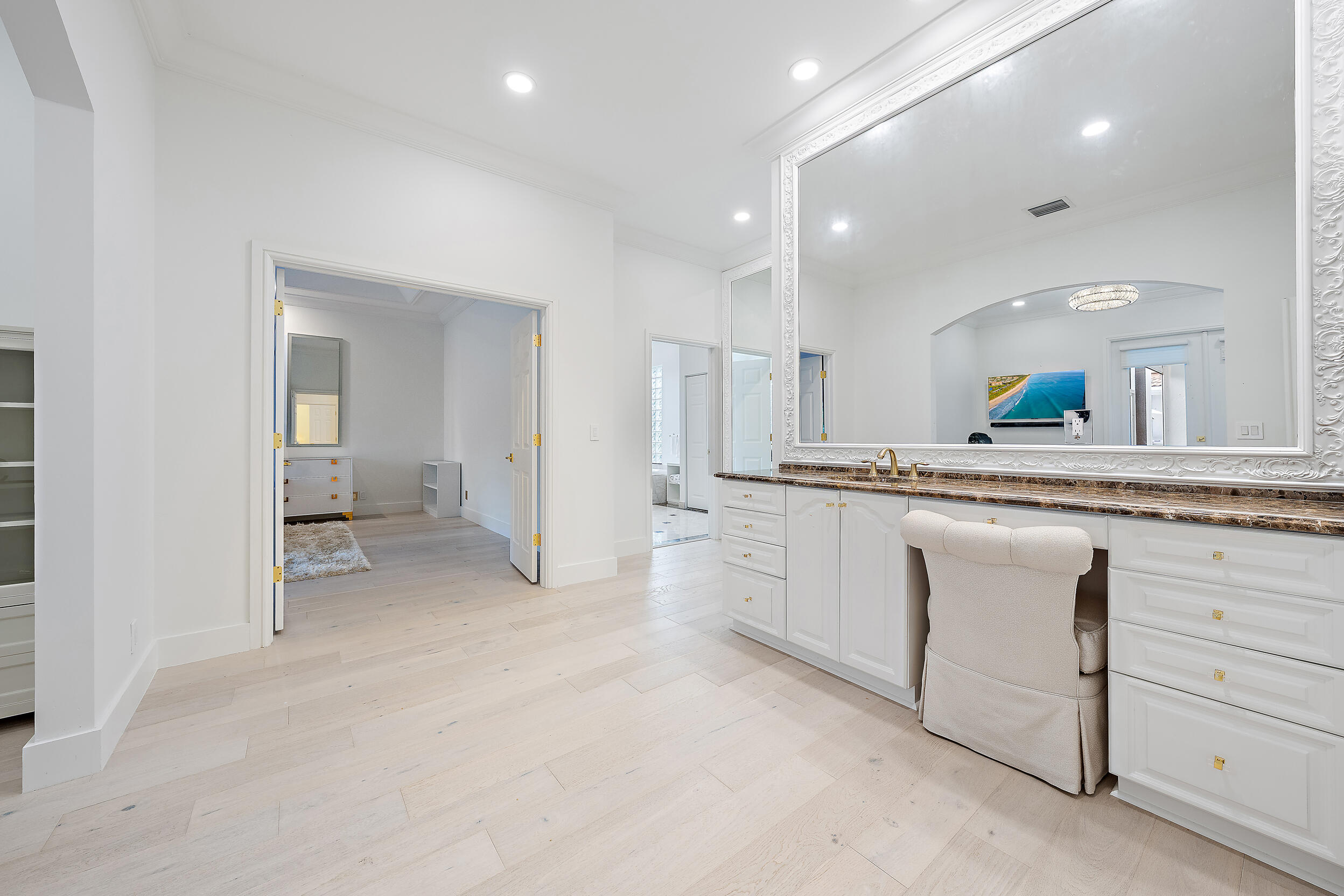 325 Eagle Jupiter, FL 33477