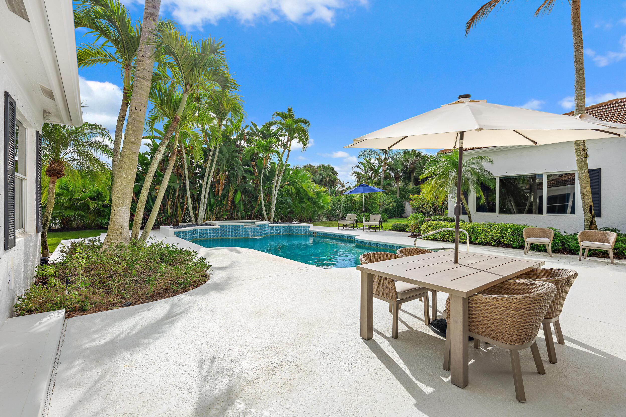 325 Eagle Jupiter, FL 33477