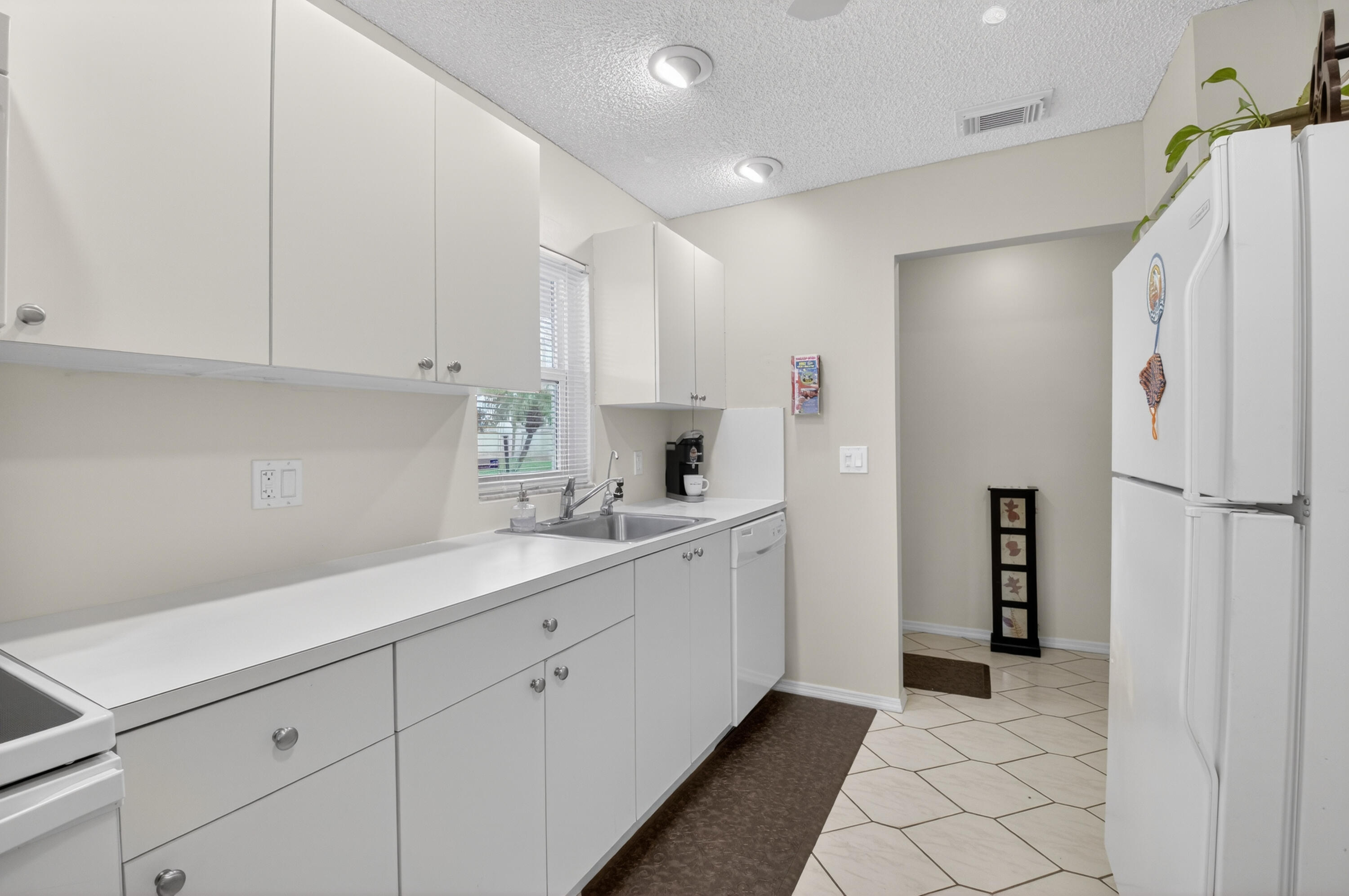 8977 Echo Boca Raton, FL 33496