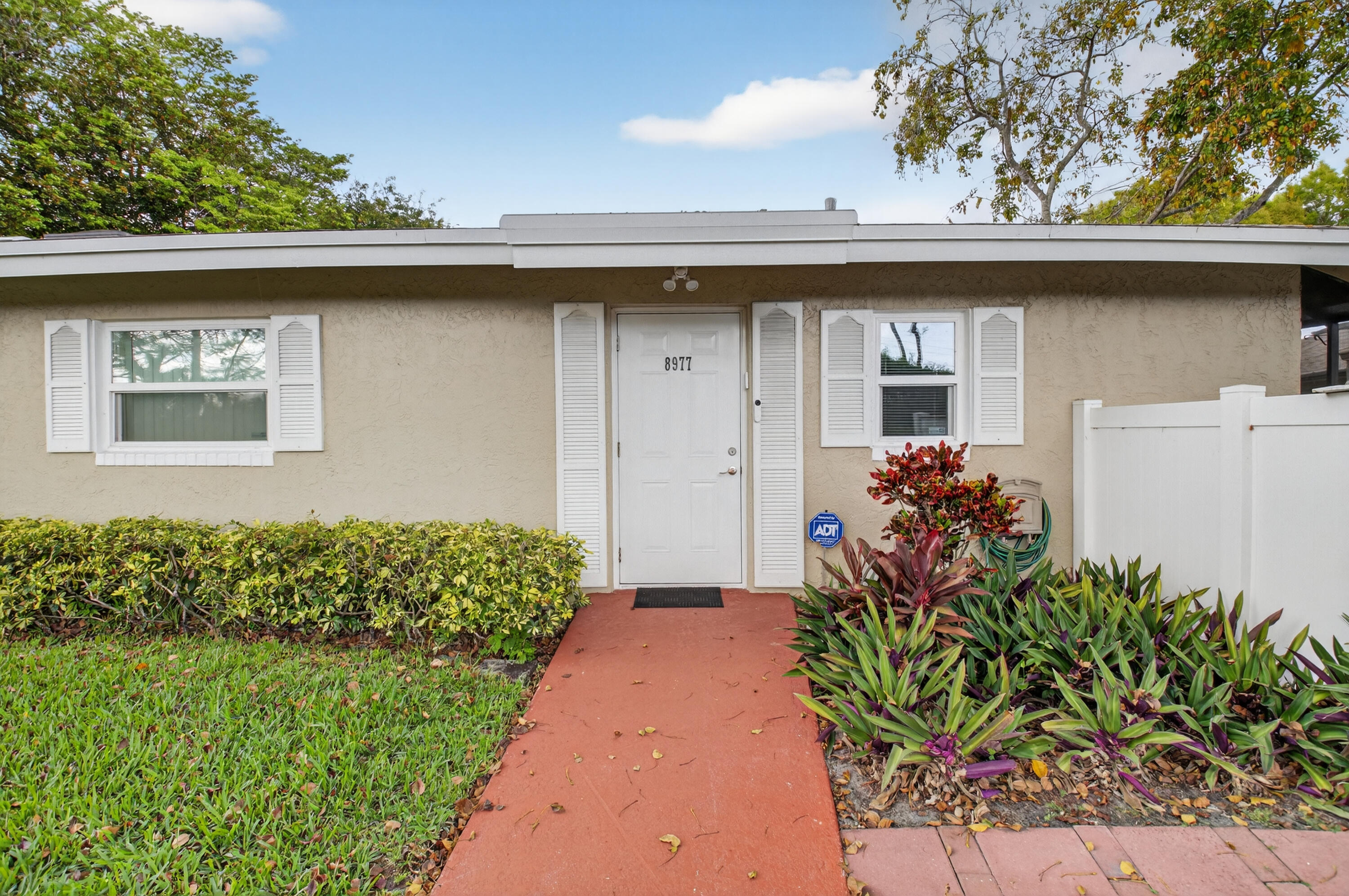 8977 Echo Boca Raton, FL 33496