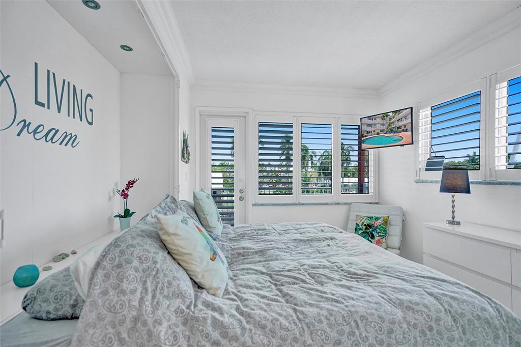 535 Hendricks #209 Fort Lauderdale, FL 33301