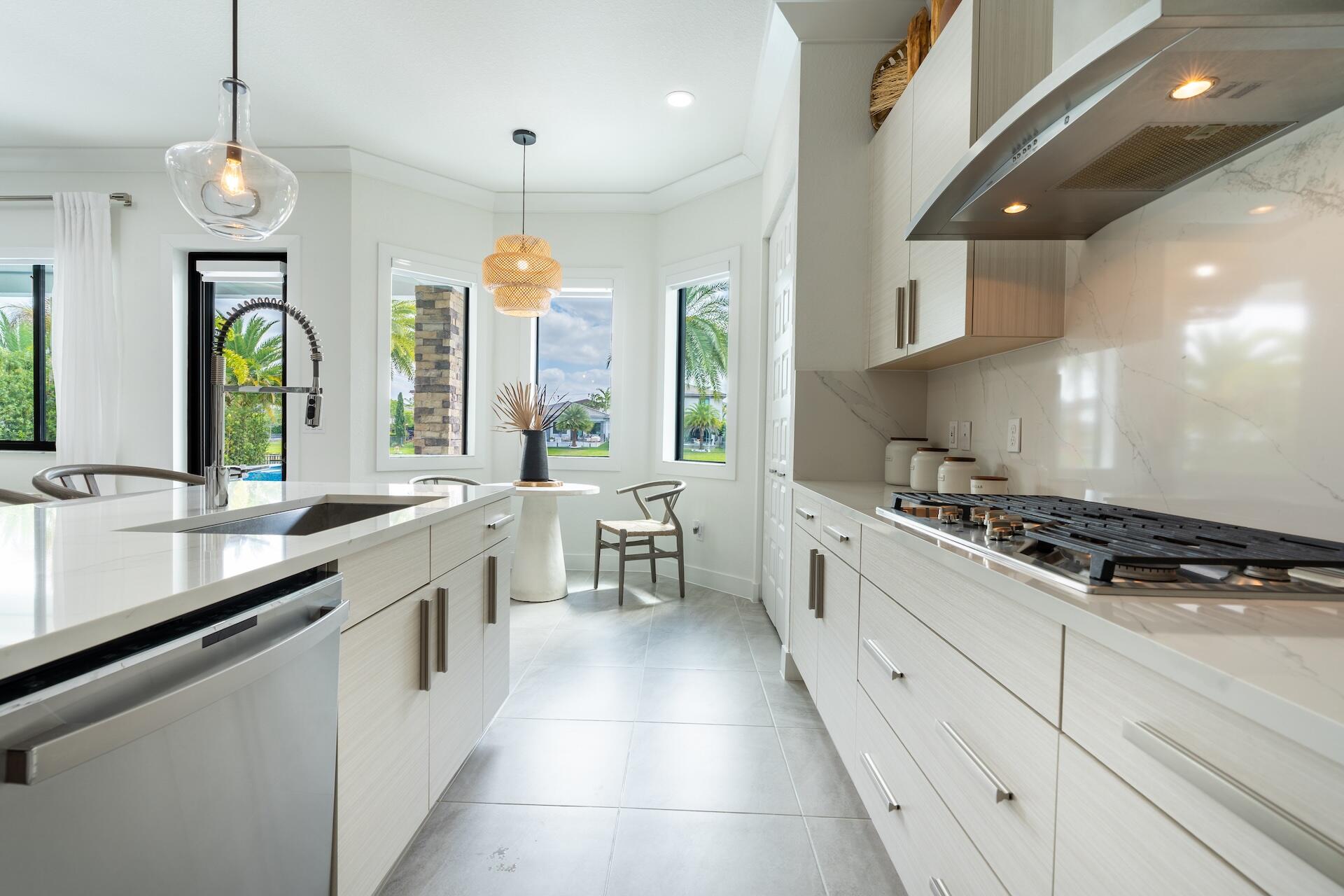 10822 Oceano Parkland, FL 33076