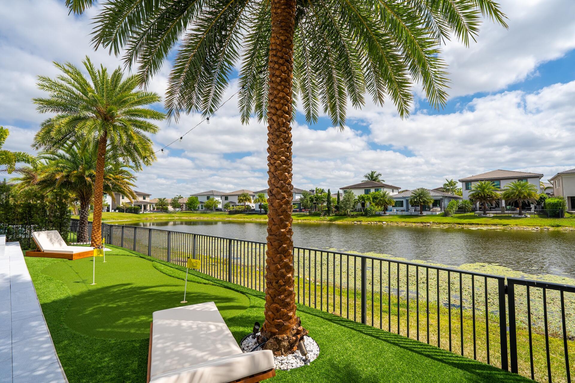 10822 Oceano Parkland, FL 33076