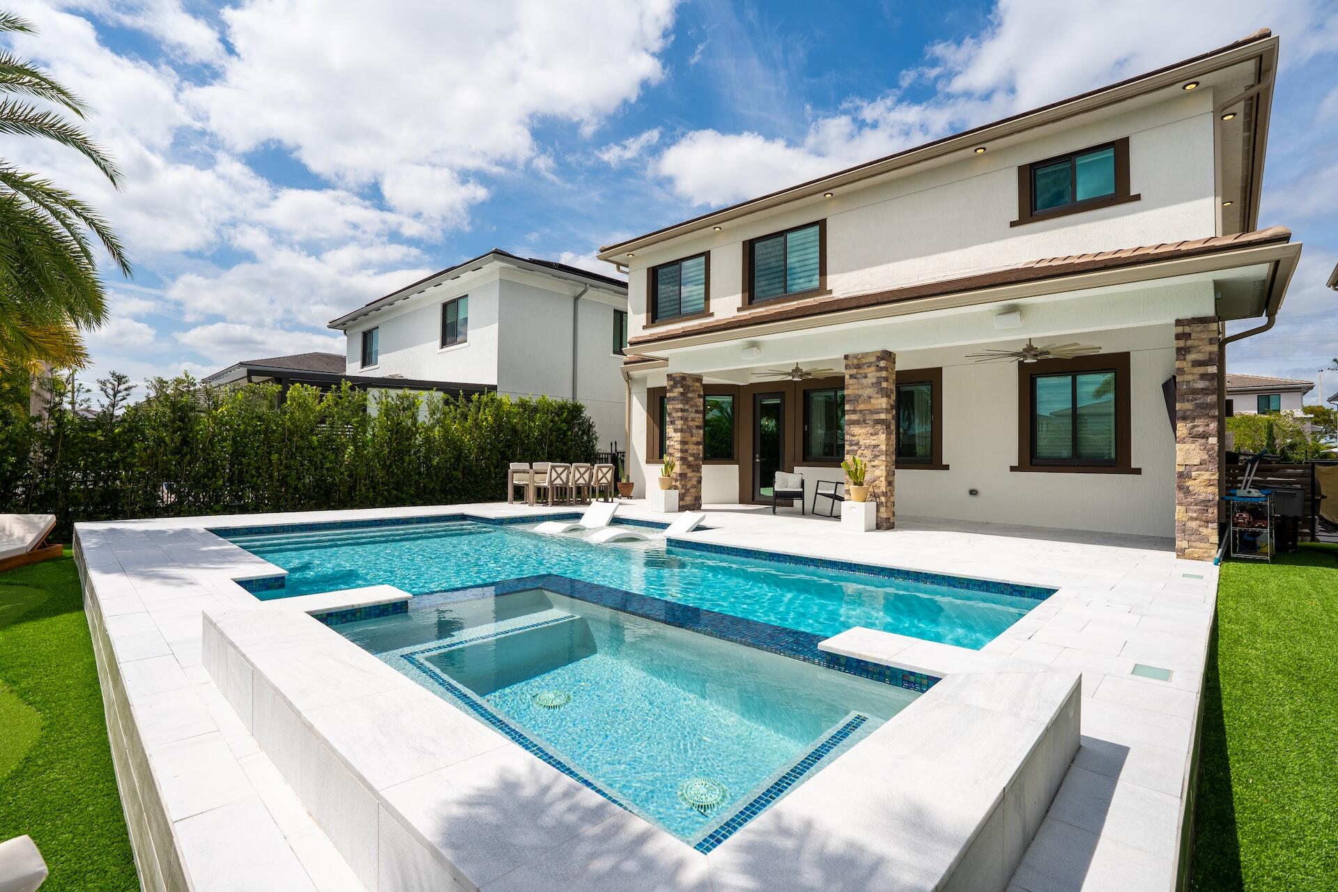 10822 Oceano Parkland, FL 33076