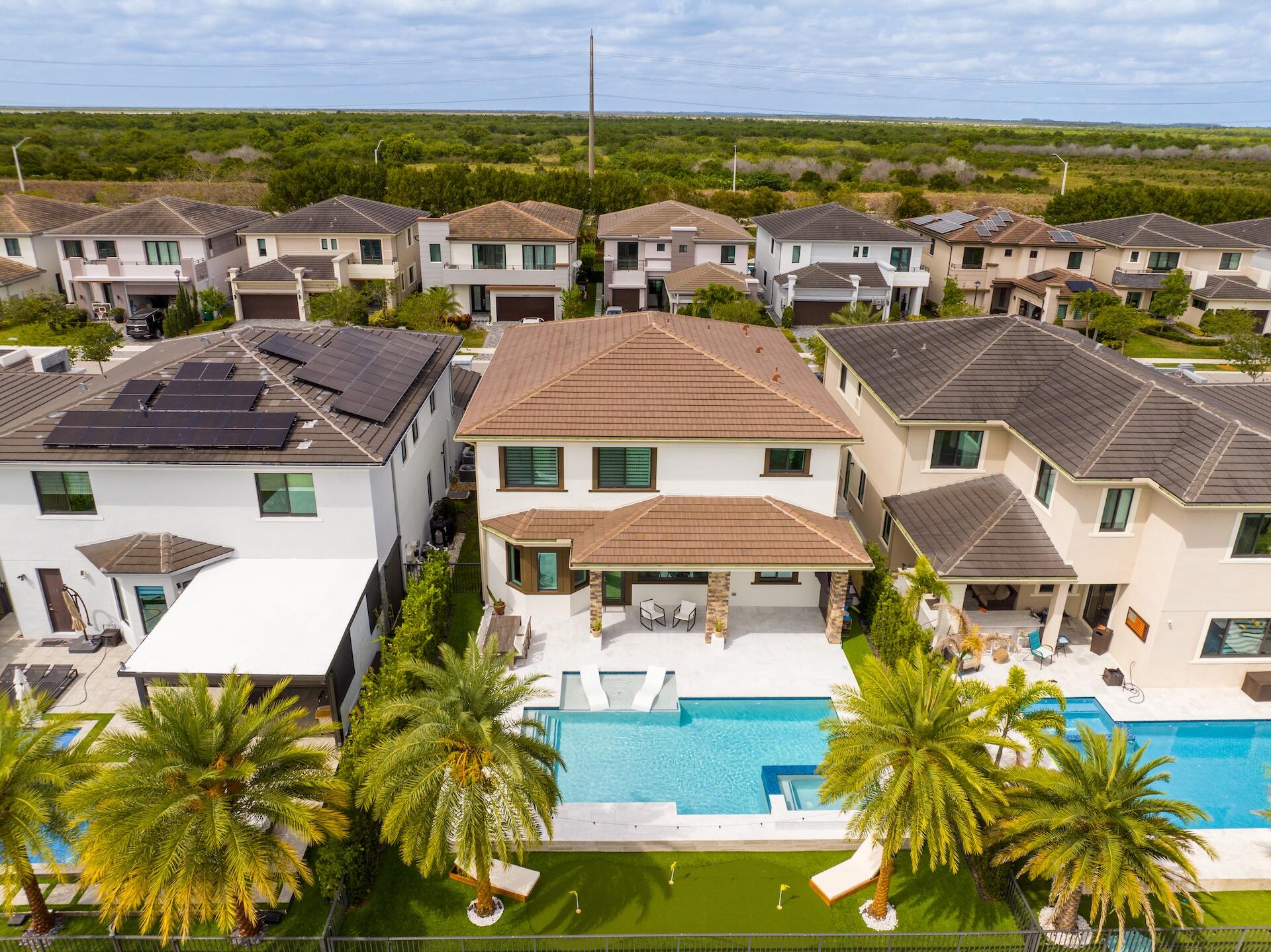 10822 Oceano Parkland, FL 33076