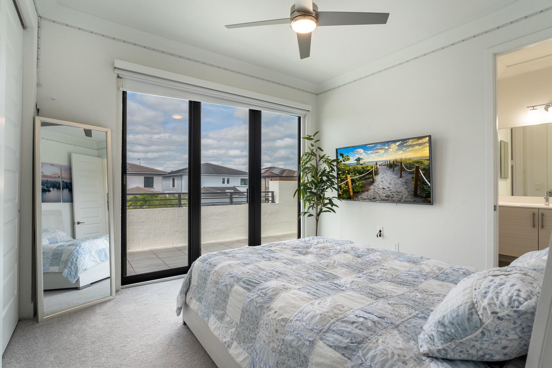 10822 Oceano Parkland, FL 33076