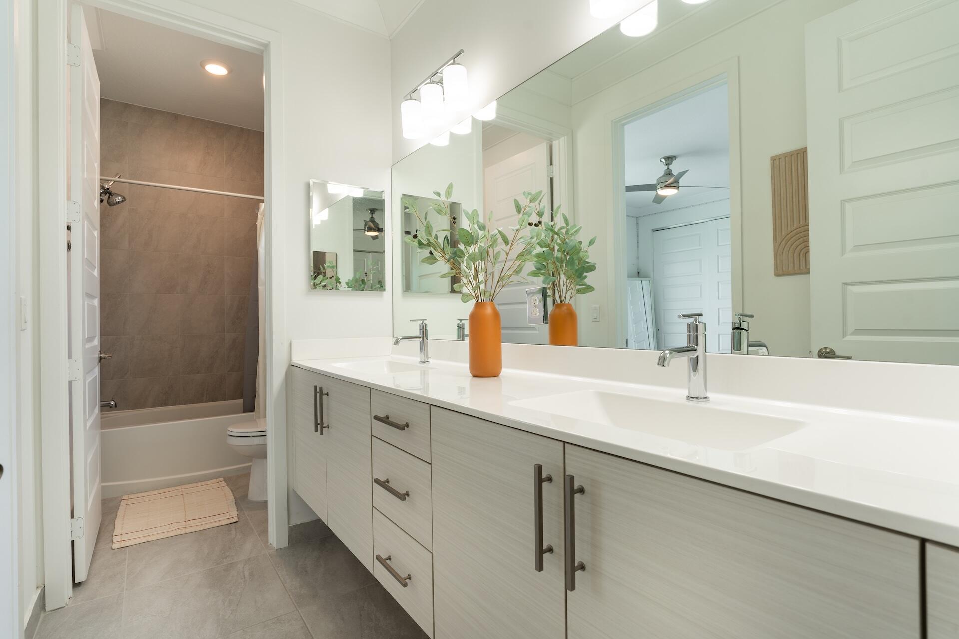 10822 Oceano Parkland, FL 33076