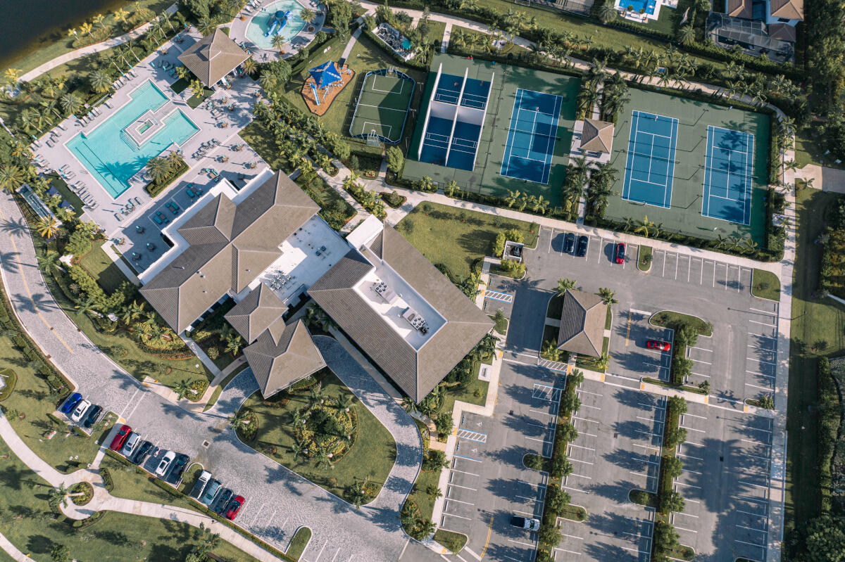 10822 Oceano Parkland, FL 33076