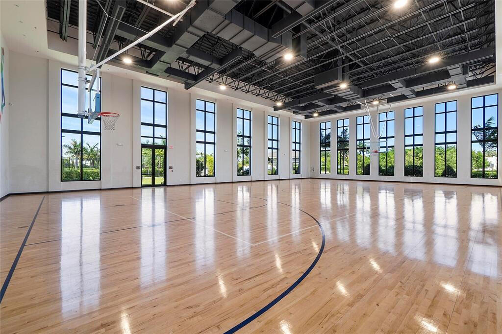 10822 Oceano Parkland, FL 33076