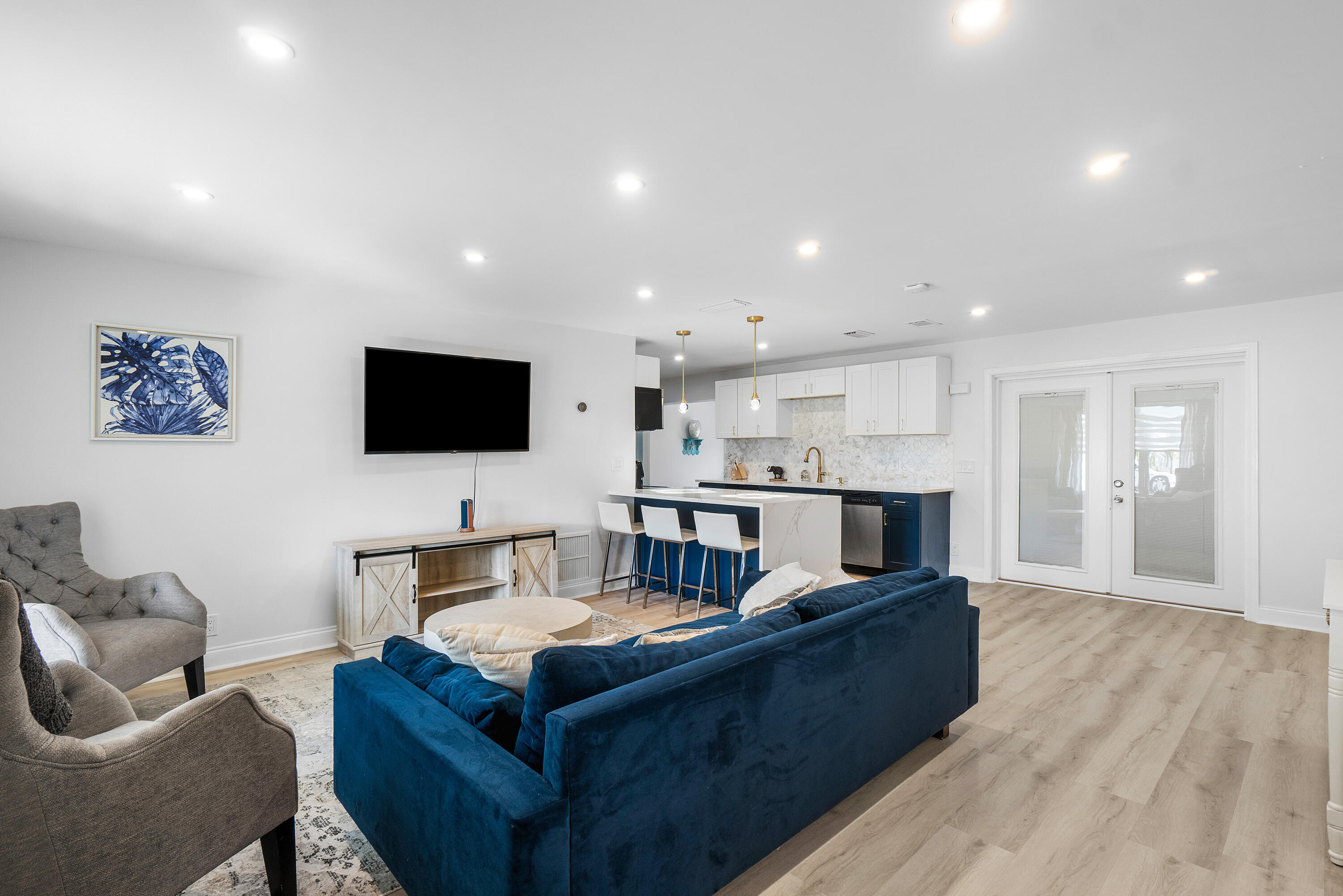 411 SW 1st Boynton Beach, FL 33435