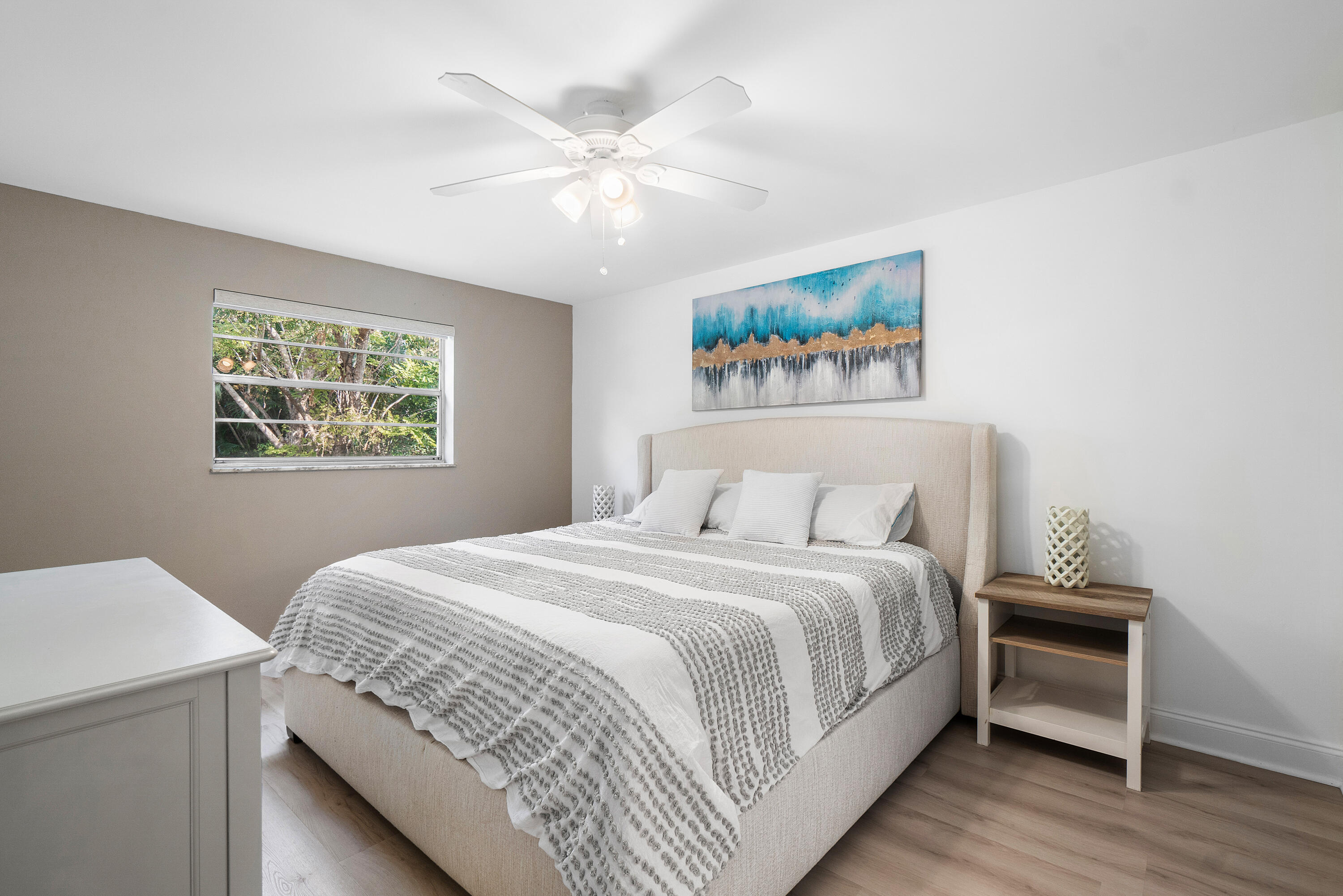 411 SW 1st Boynton Beach, FL 33435