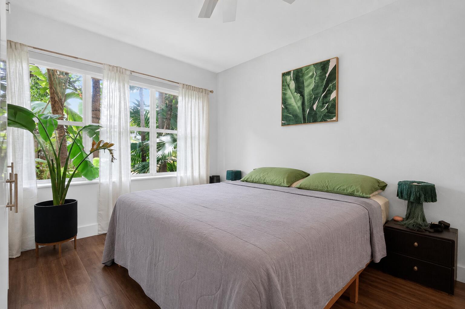 1446 Lenox #5 Miami Beach, FL 33139