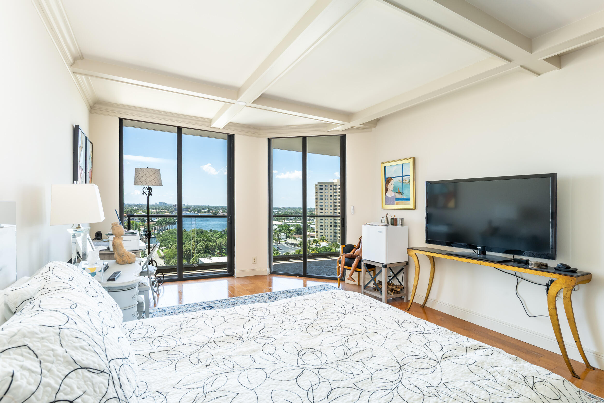 1300 S Ocean #906 Pompano Beach, FL 33062