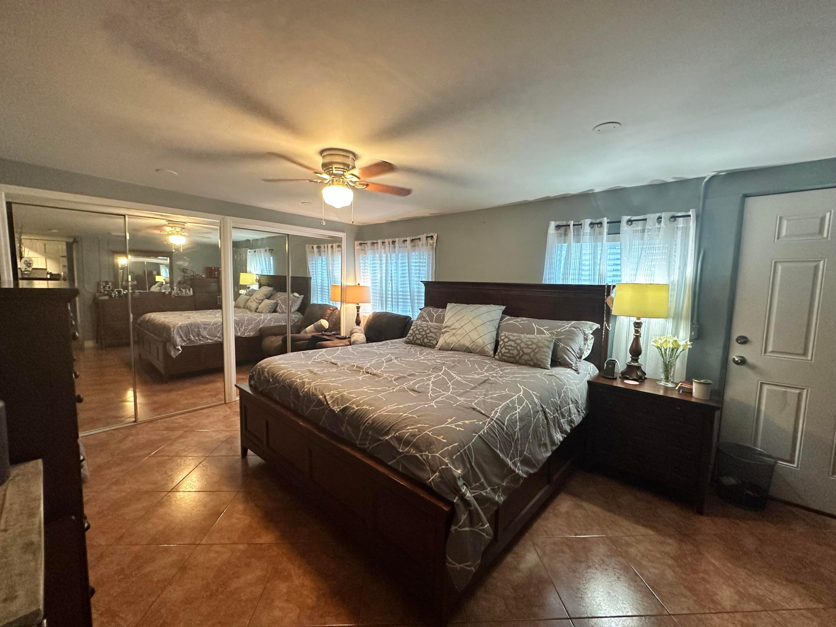800 Ivory Haverhill, FL 33415