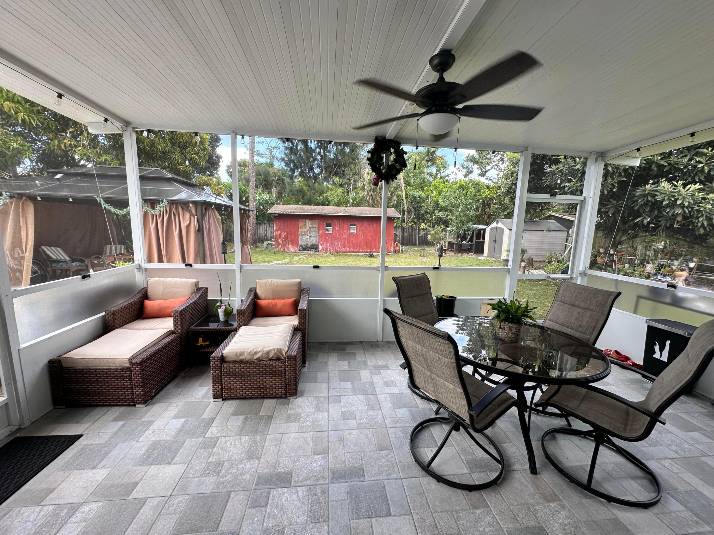 800 Ivory Haverhill, FL 33415