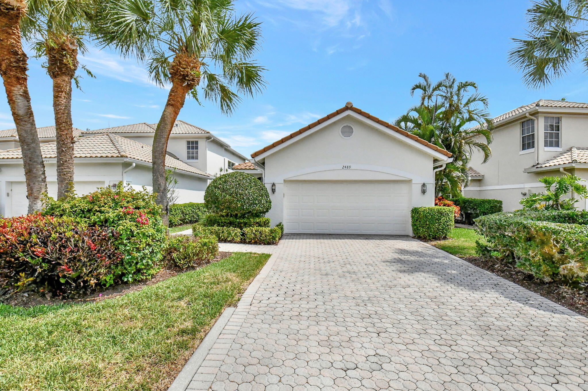 2489 NW 66th