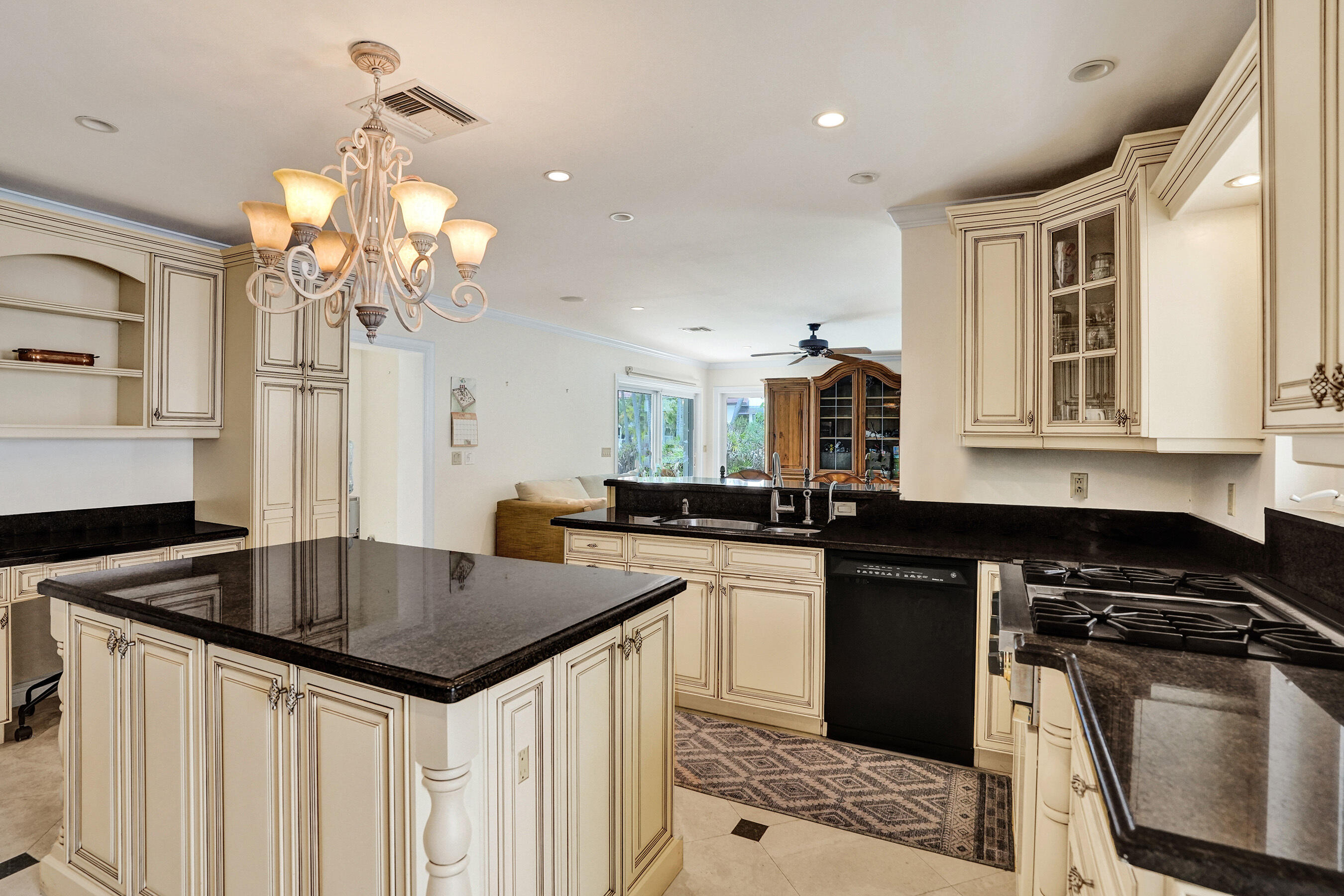 449 Isle Of Palms Fort Lauderdale, FL 33301