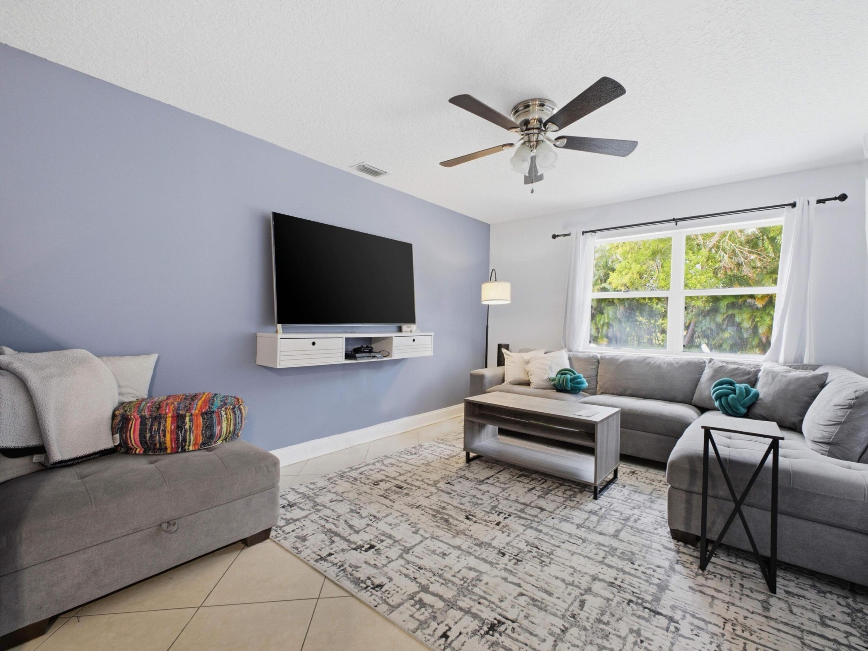 12364 82nd West Palm Beach, FL 33412