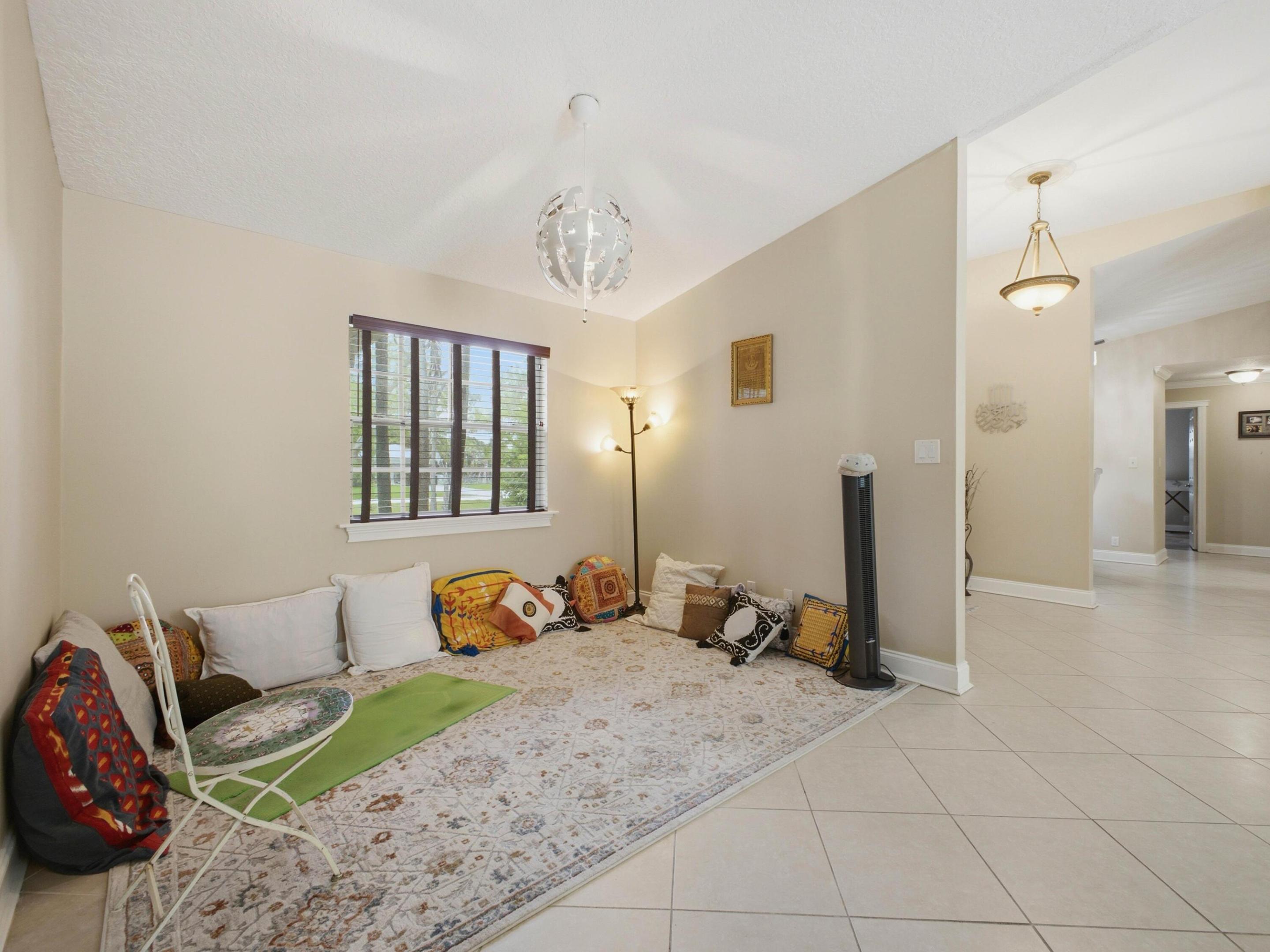 12364 82nd West Palm Beach, FL 33412