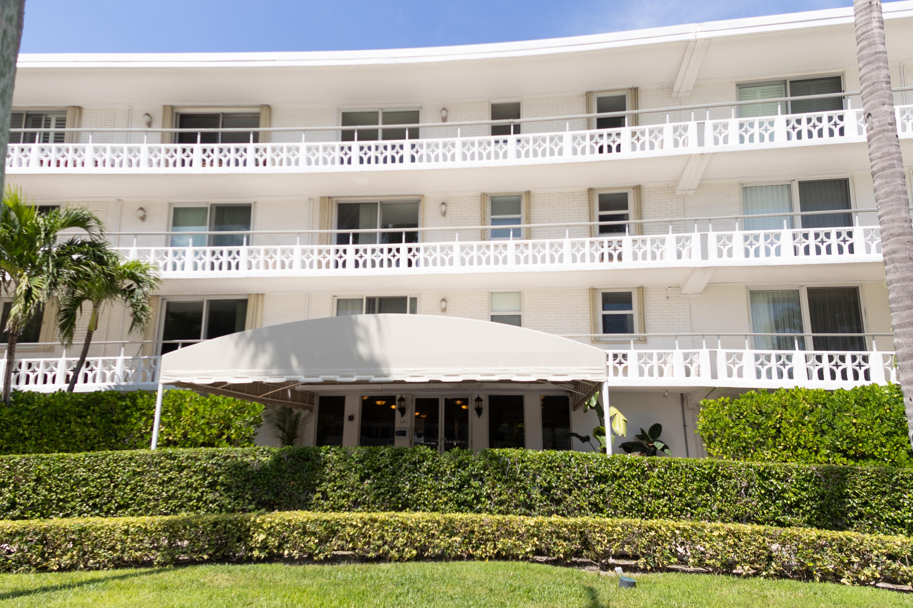 139 Sunrise Ave #107