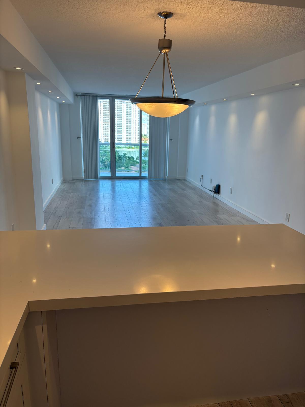 19370 Collins Ave #1224