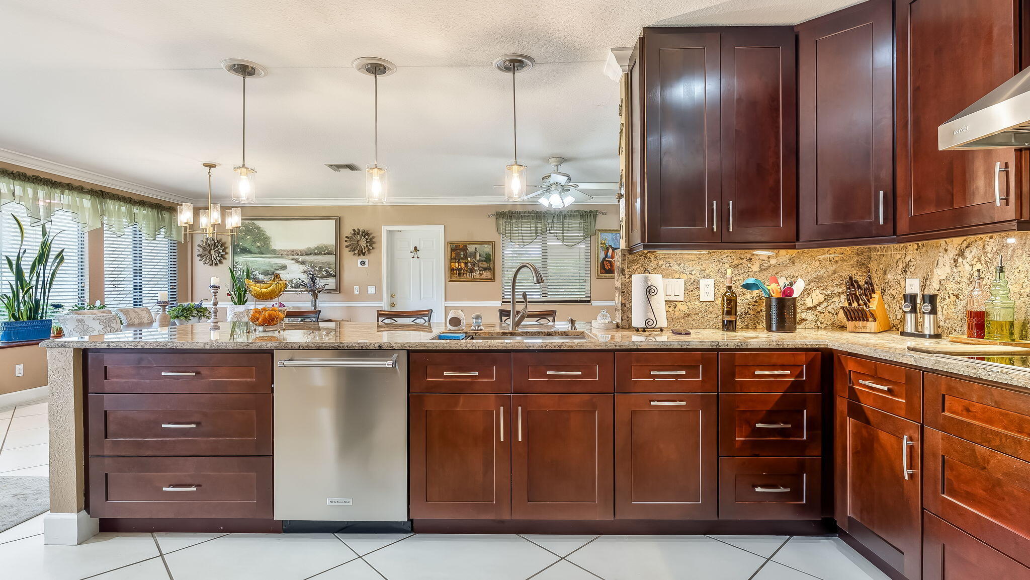 12380 NW 11th St Plantation, FL 33323