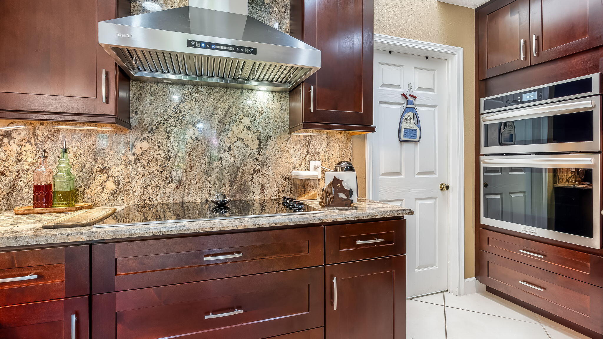 12380 NW 11th St Plantation, FL 33323
