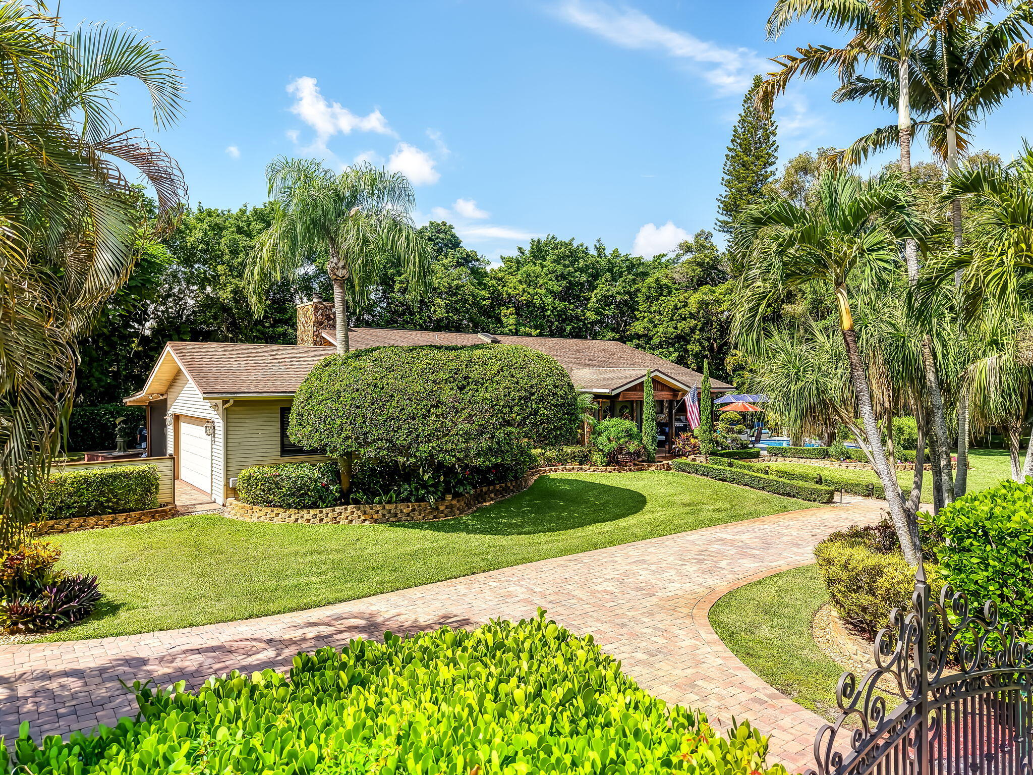 12380 NW 11th St Plantation, FL 33323