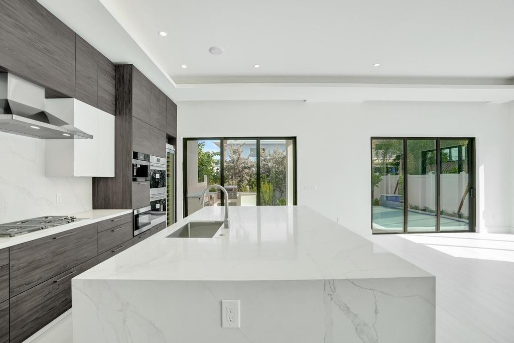 4524 Seagrape #1 North Fort Lauderdale, FL 33308