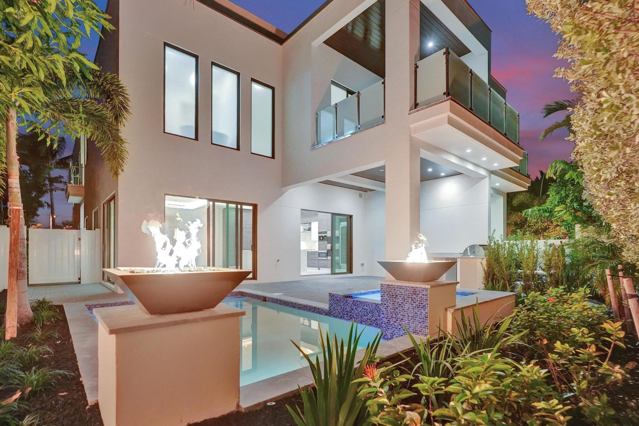 4524 Seagrape #1 North Fort Lauderdale, FL 33308