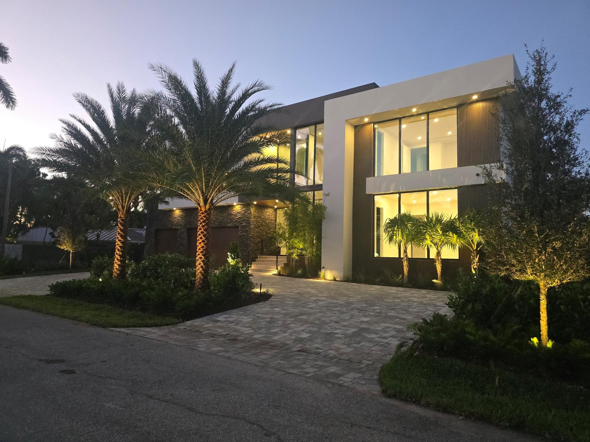 2817 NE 25th St Fort Lauderdale, FL 33305