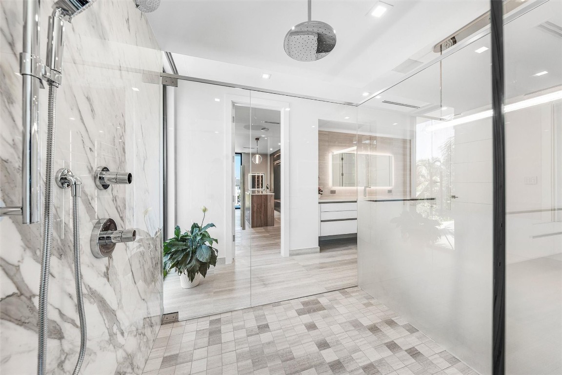 2817 NE 25th Fort Lauderdale, FL 33305