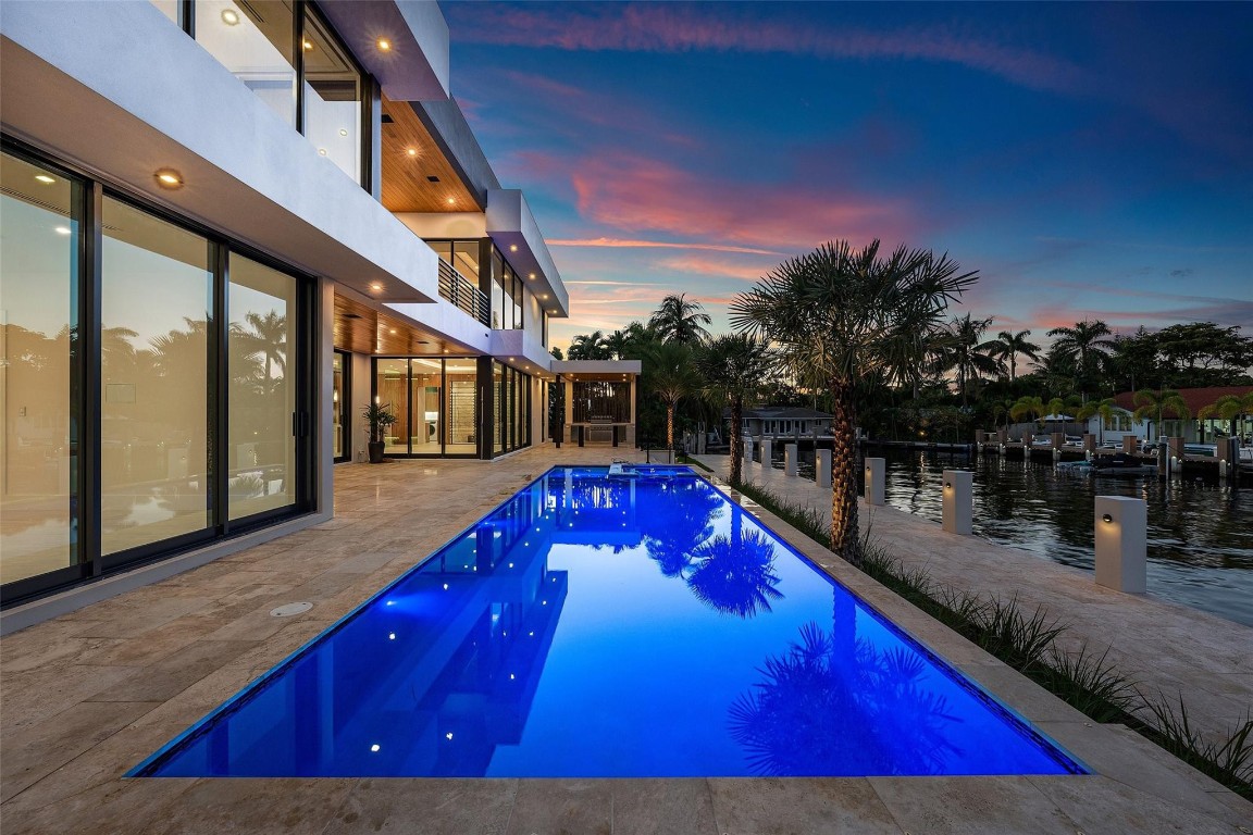 2817 NE 25th Fort Lauderdale, FL 33305