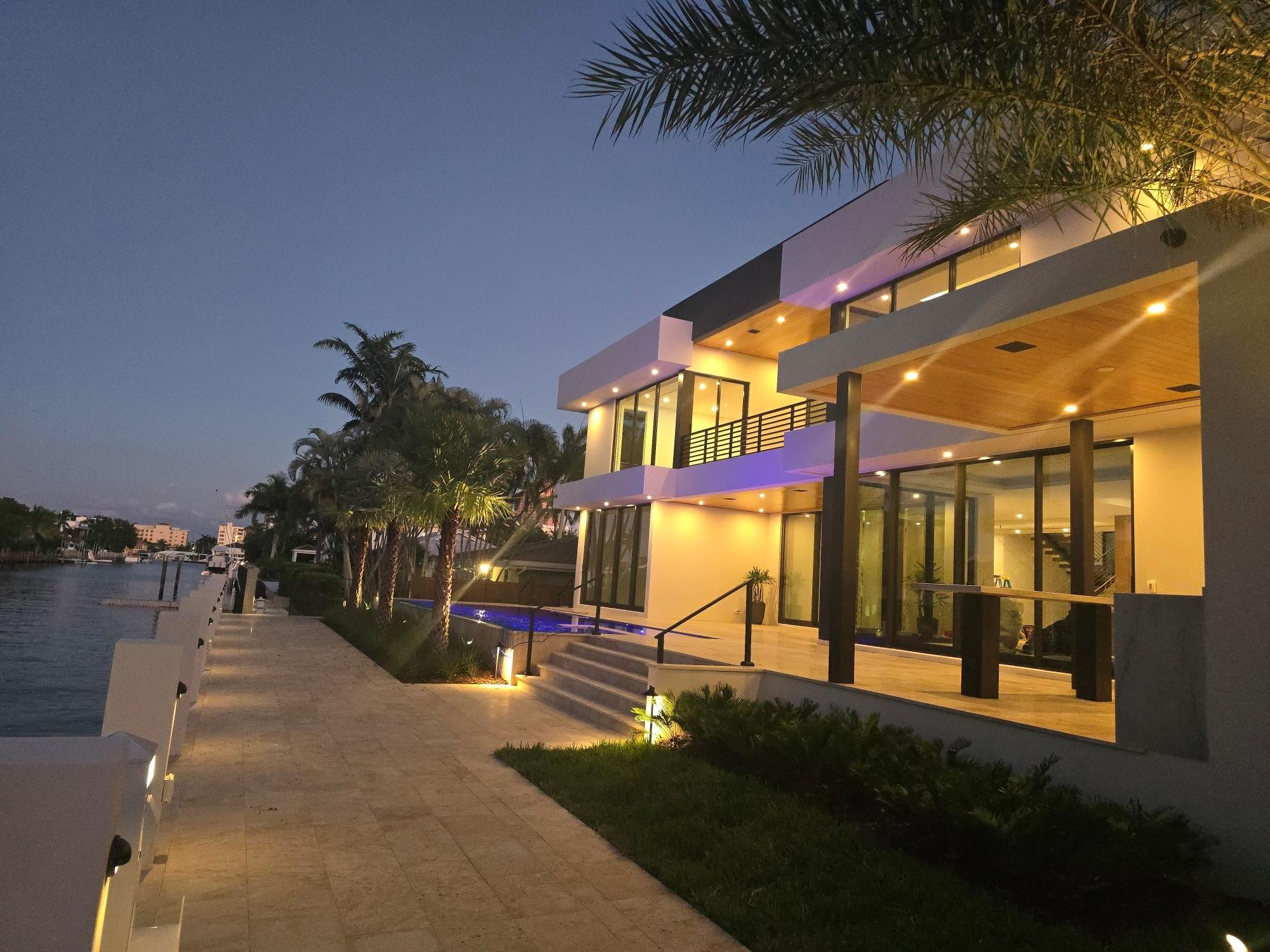 2817 NE 25th St Fort Lauderdale, FL 33305