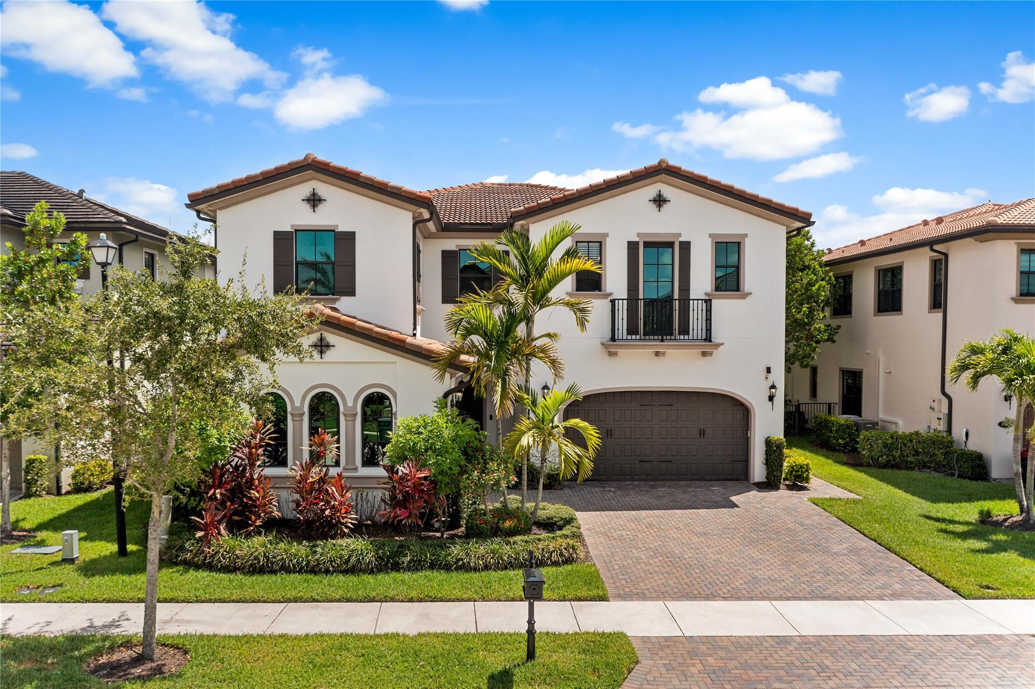 11435 Horizon Rd