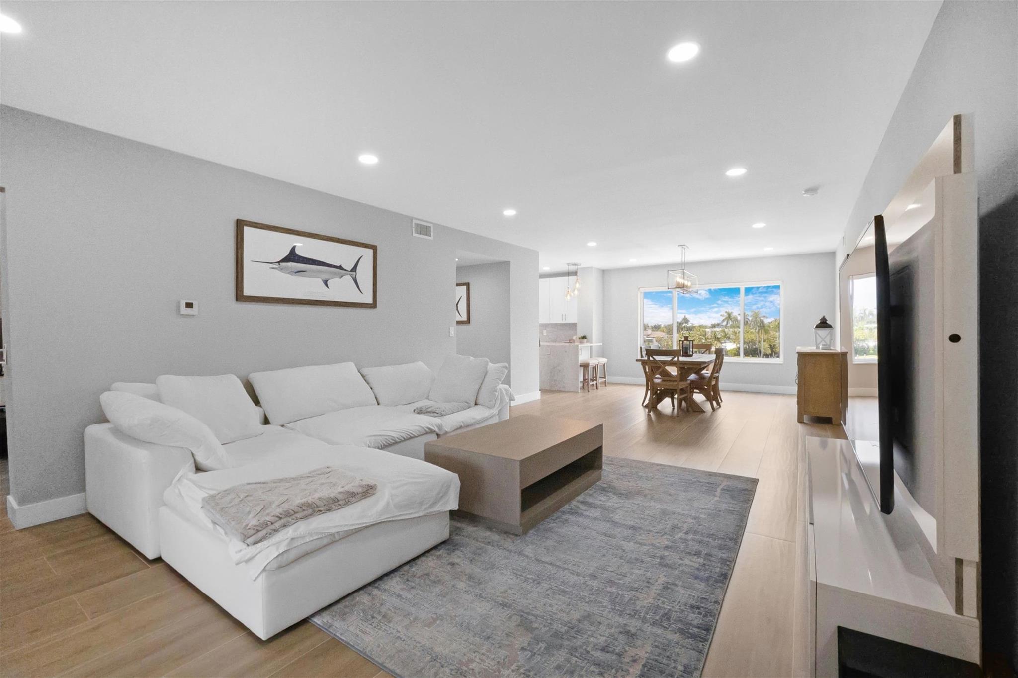 333 Sunset Dr #208 Fort Lauderdale, FL 33301