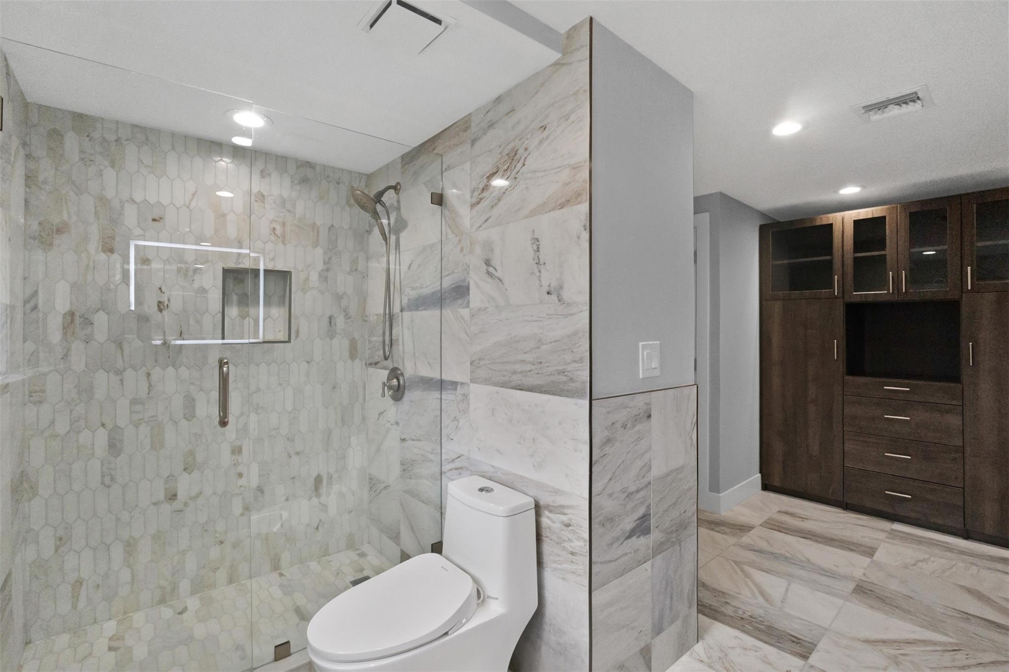 333 Sunset Dr #208 Fort Lauderdale, FL 33301