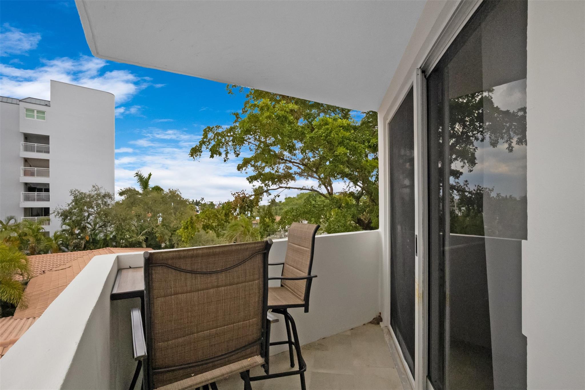 333 Sunset Dr #208 Fort Lauderdale, FL 33301