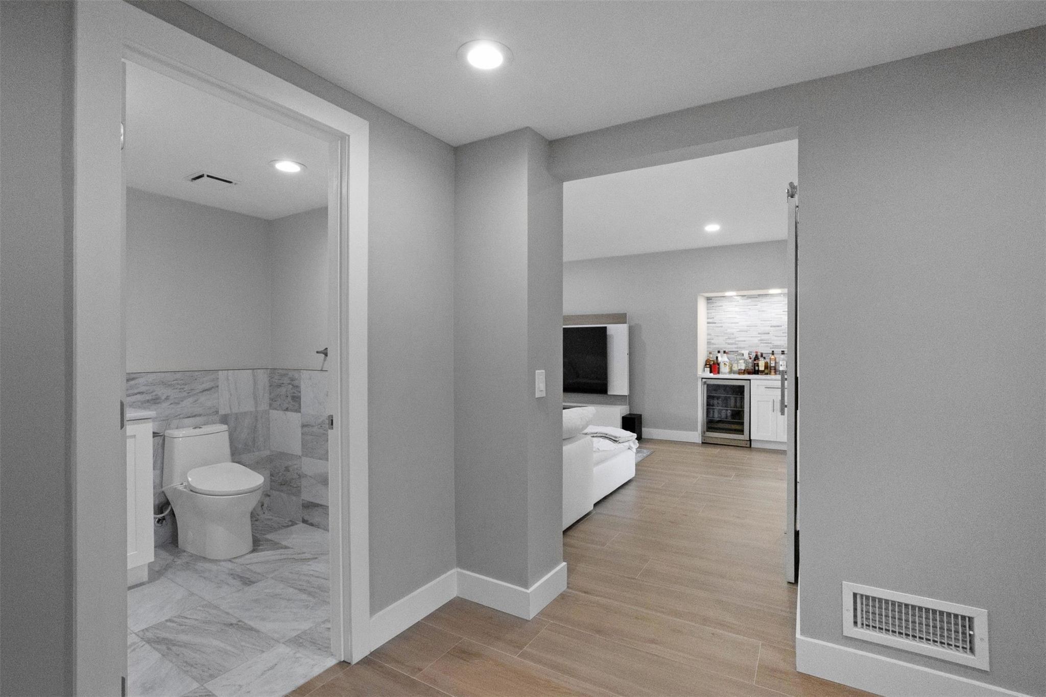 333 Sunset Dr #208 Fort Lauderdale, FL 33301