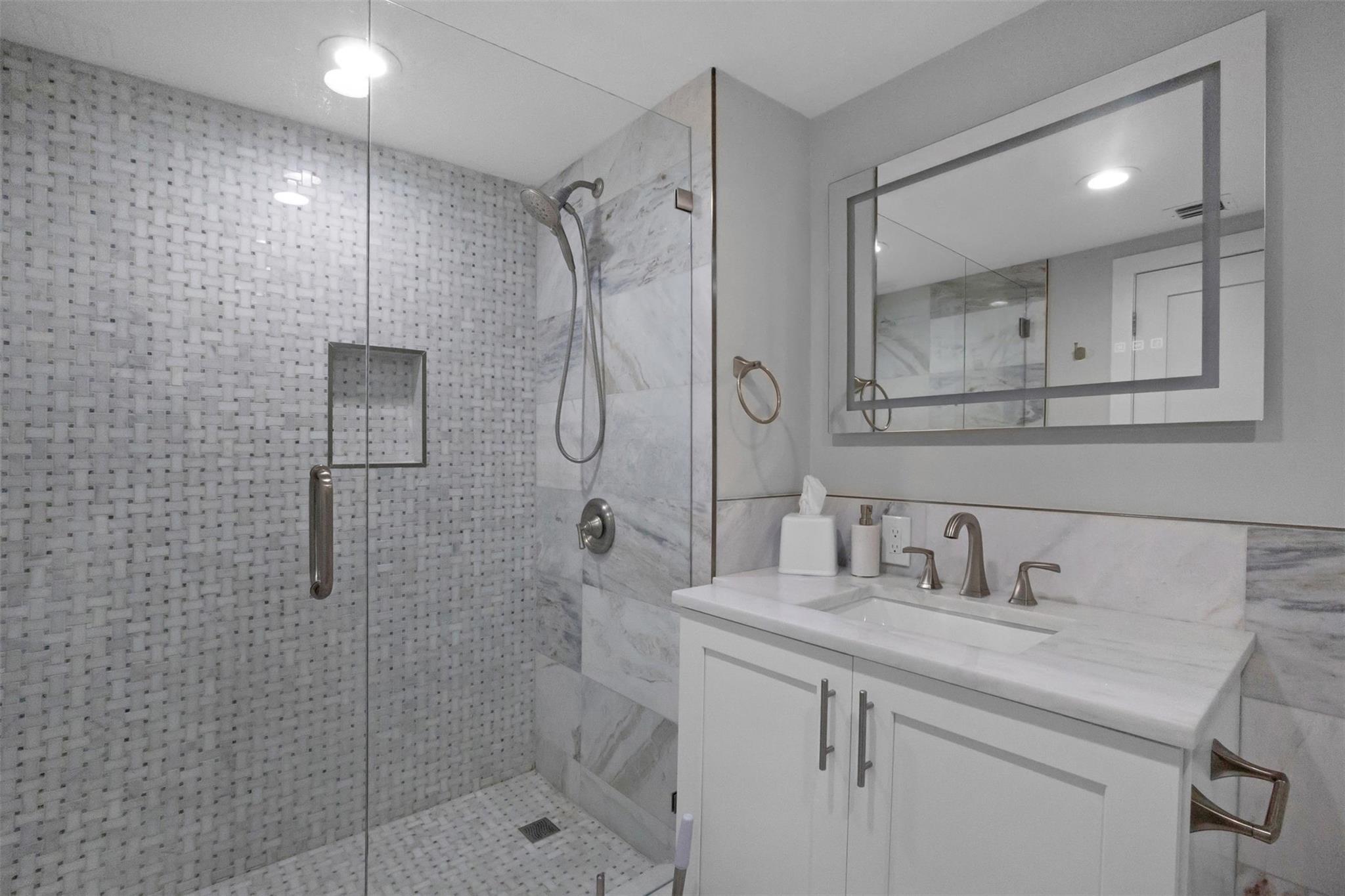 333 Sunset Dr #208 Fort Lauderdale, FL 33301